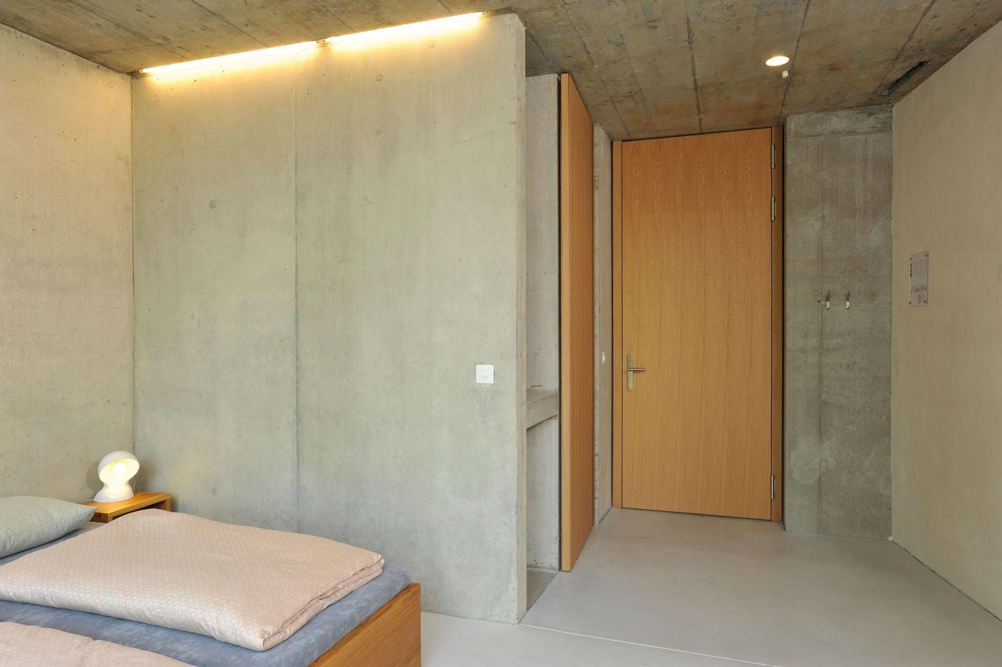 Basel Youth Hostel Екстер'єр фото